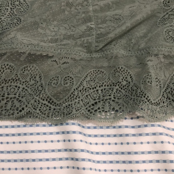 Zenana Outfitters Light Green Bralette Womens Size 2X - Picture 2 of 10